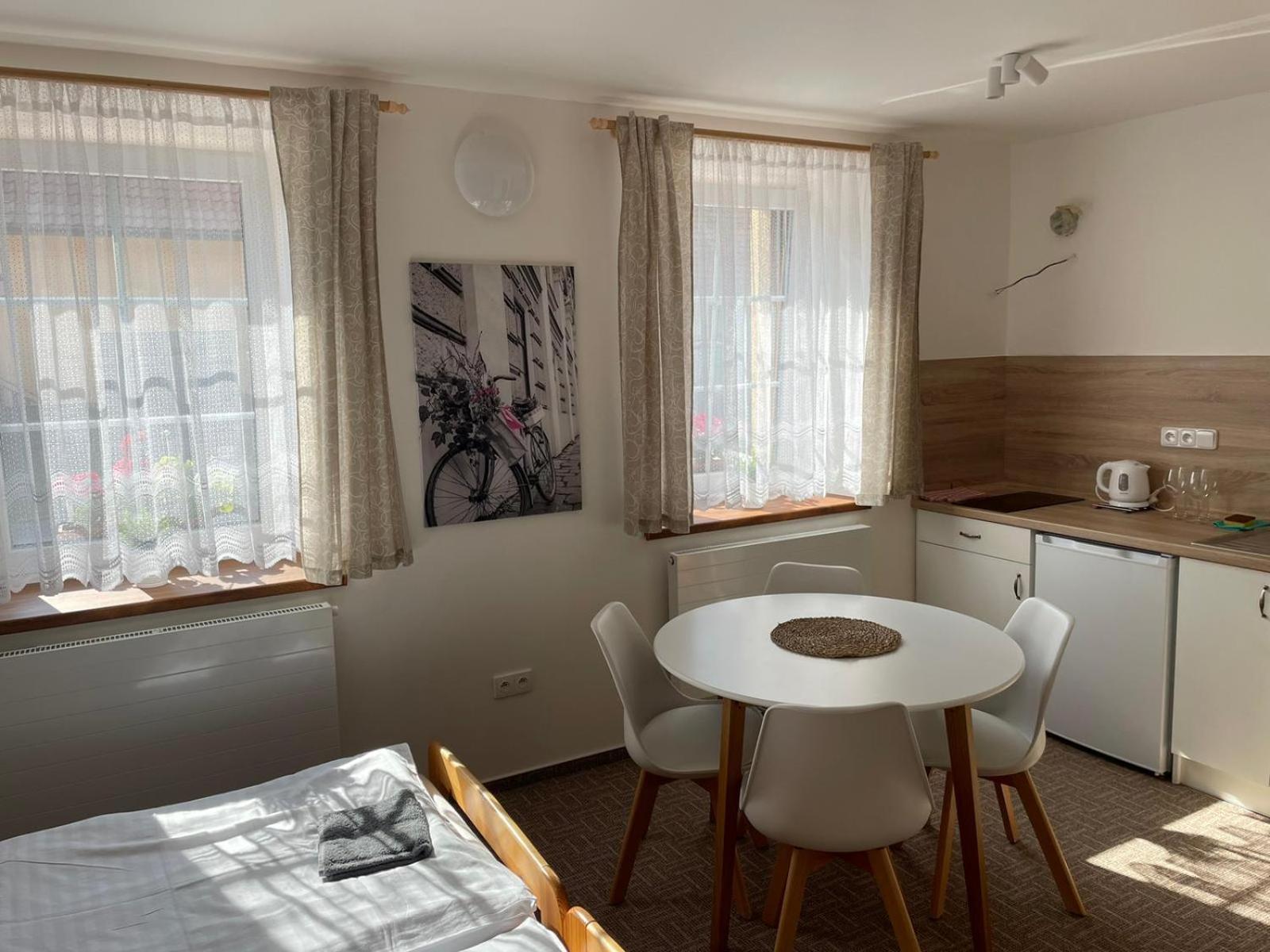 Apartmany U Palavy Pritluky Exterior photo